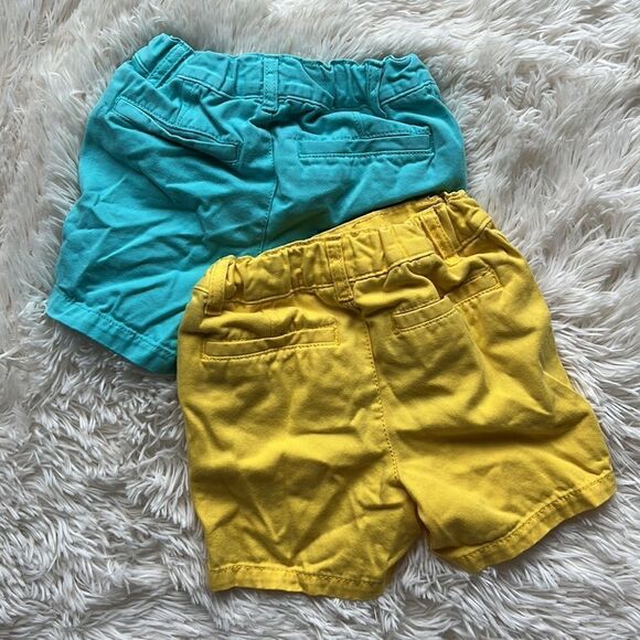 The Children’s Place Two Pack Chino Shorts Size 18-24M - Picture 4 of 6